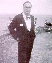 Cristóbal Balenciaga (1894 - 1972)