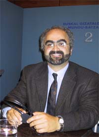 Razmik Panossian