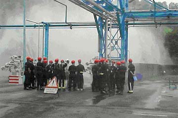 Visita de los bomberos de San Sebastián a las instalaciones de ARKEMA QUÍMICA S.A.