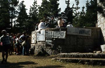 Exposición de la construcción del monumento expuesta el día del 25 aniversario