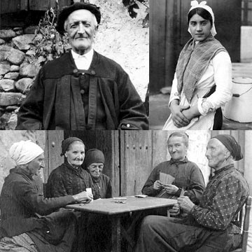 Varios modelos del modo de vestir de los campesinos a principios del siglo XX.