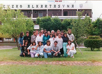 Grupo de jóvenes que participaron en el