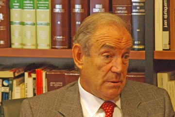 Carlos Garaikoetxea