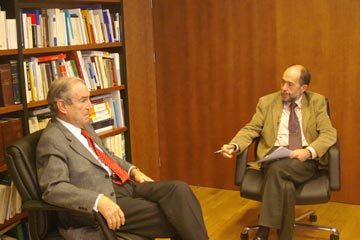 Carlos Garaikoetxea