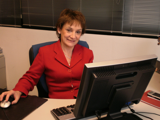 Anjeles Iztueta Azkue